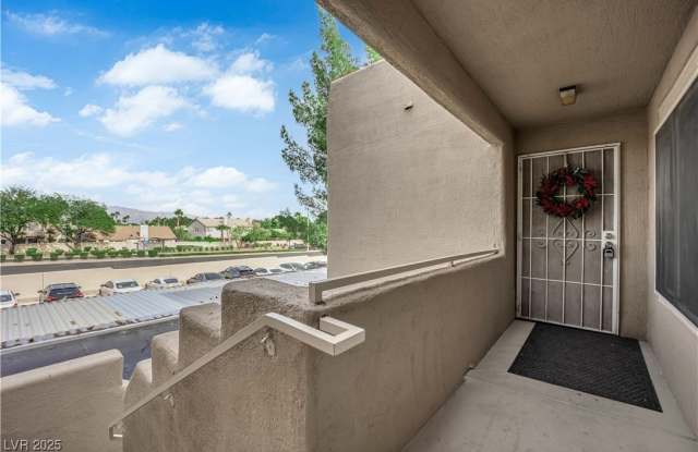 1909 Mountain Hills Court