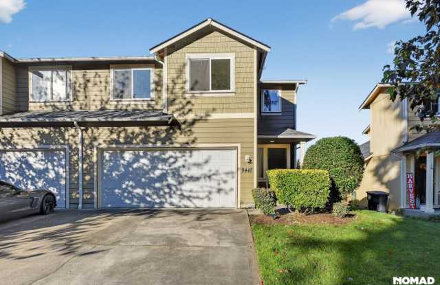 Photo of Charming 3BR Townhome in Lacey