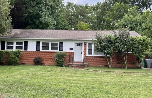 1914 Kilborne Drive