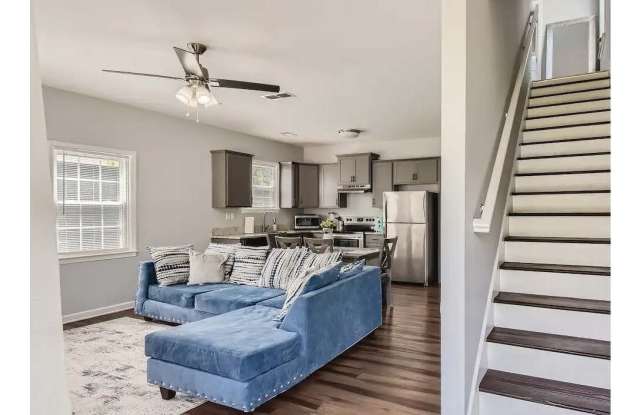 1139 Moton Avenue Southwest