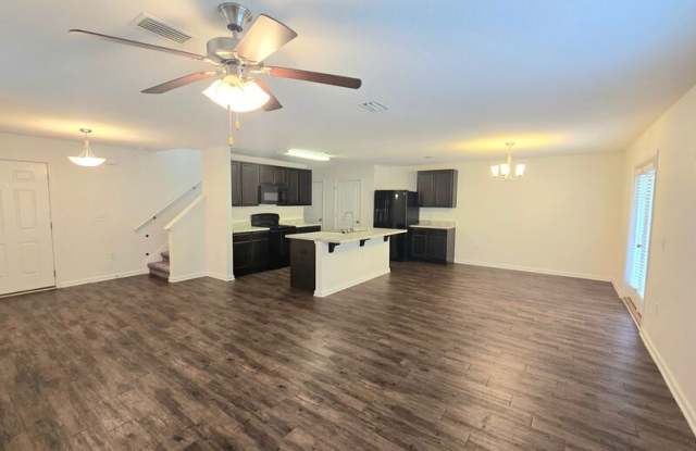 5860 Magnolia Bend Blvd