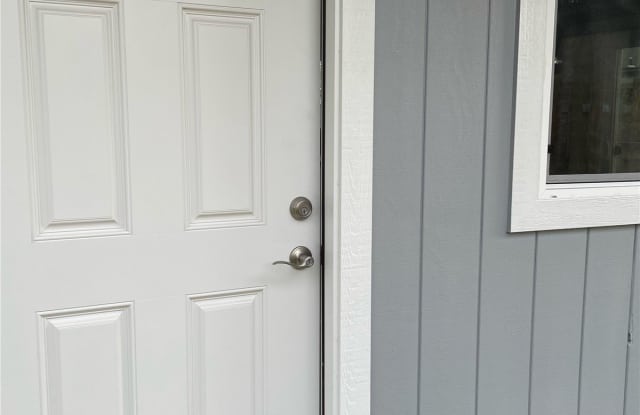 Photo of 45-143 William Henry Road unit: D