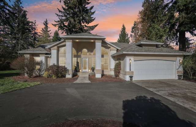 Photo of Spacious 4BR House on 3 acres in Ridgefield