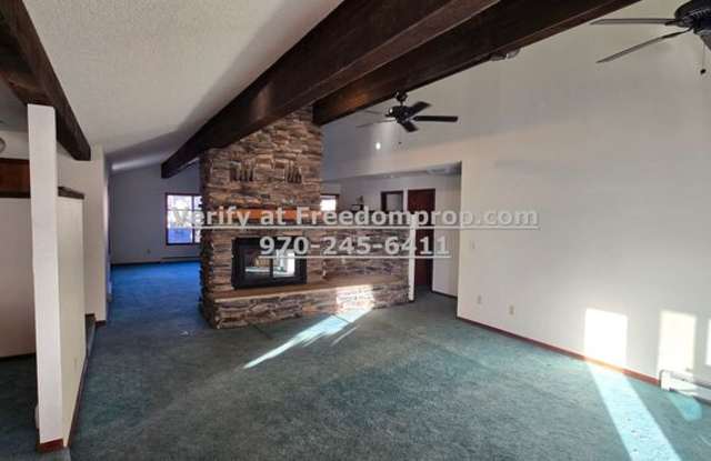 2325 S Seville Circle