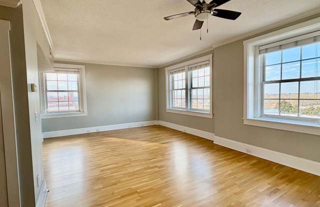 402 North Main Street