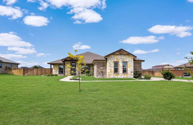 Photo of 4326 Green Creek Dr