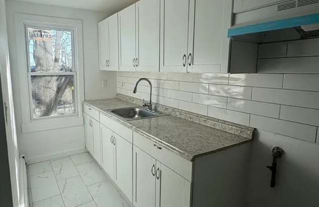 980-982 Pembroke Street