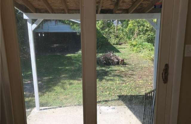 422 Lorain Boulevard