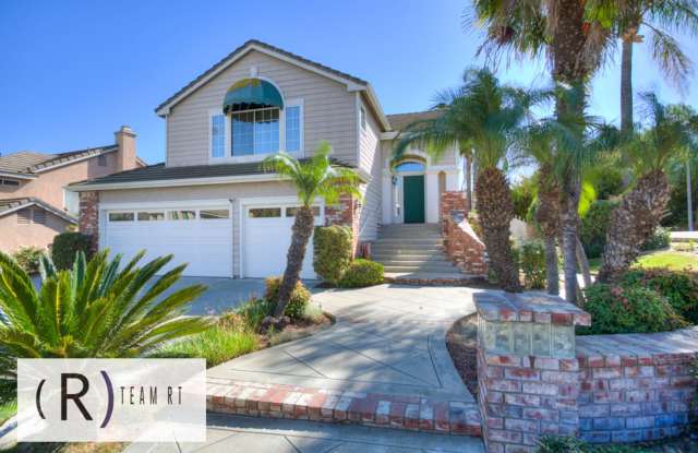 Stunning and Beautiful Brock Home in the Highly Desirable Coral Ridge Community