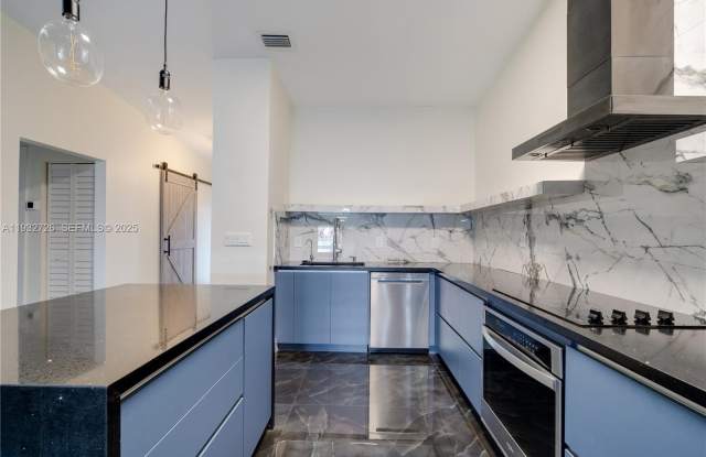 Photo of 14805 SW 74th Ln