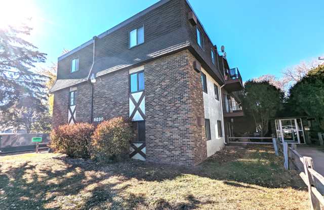 8050 Northeast Central Avenue - 301