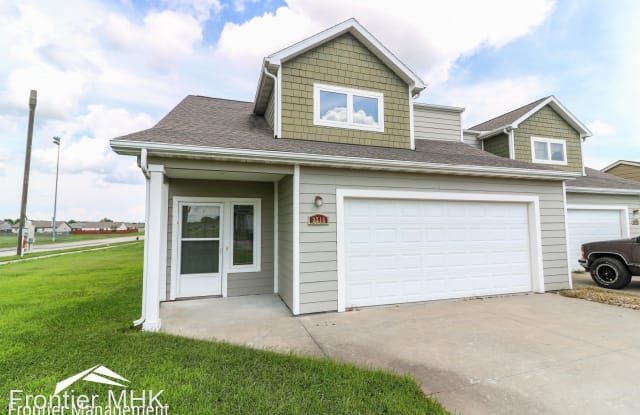 2716 Donna's Way - 2716 Donnas Way, Manhattan, KS 66502