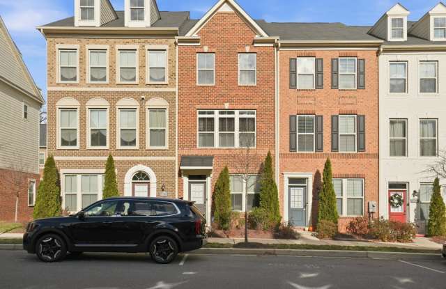 Photo of Stunning 3BR Townhome with Roof Deck in Reserves at Dakota Crossing!