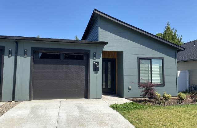 772 Terrazzo Way