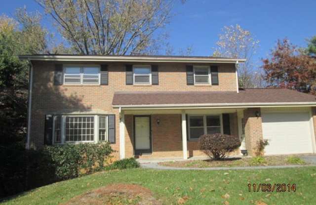 Photo of 4 Bedroom 2.5 Bath House 1 Car Garage