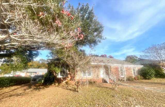 Photo of 4945 Ilex Drive