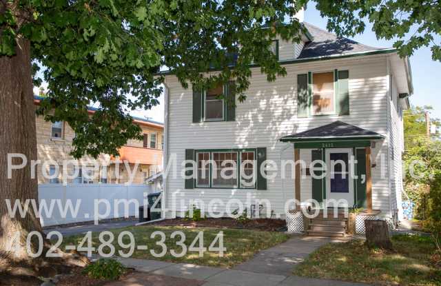 3 Bedroom 1.5 Bath Charming Home