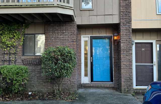 6510 Wildwood Trail 13