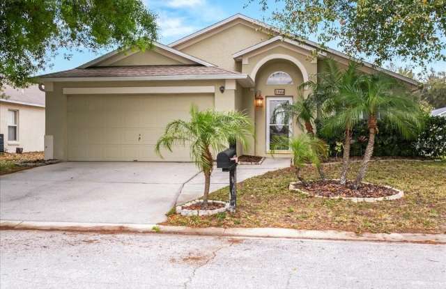 1044 WINDING WATER WAY - 1044 Winding Water Way, Four Corners, FL 34714