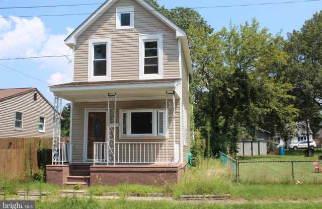 713 Cookman Avenue - 713 Cookman Avenue, National Park, NJ 08063