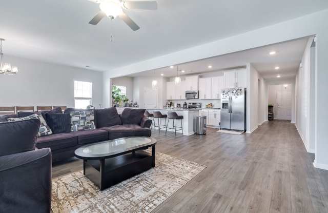 Luxury Meets Simplicity in This One-Story Ranch 3 Bed / 2.5 Bath