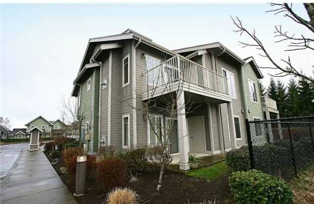 First Floor 2 Bedroom 2 Bath Condo - Quinn Ct