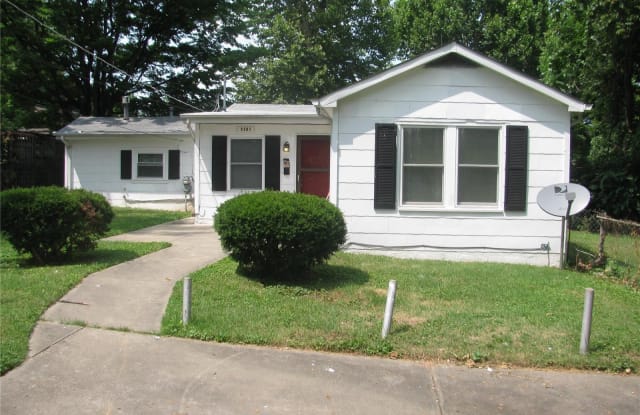 9507 Marlowe Avenue - 9507 Marlowe Avenue, Overland, MO 63114