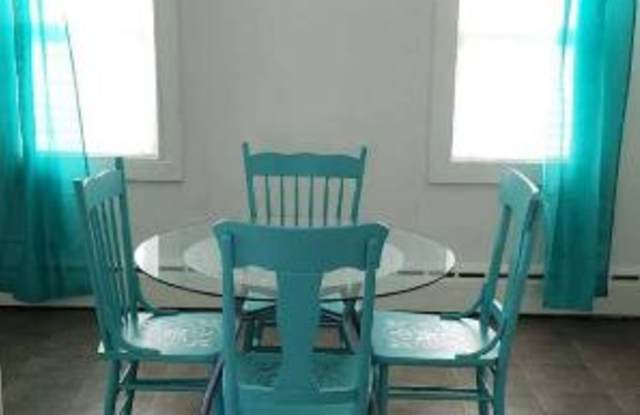 Photo of 10850 Parkside Avenue