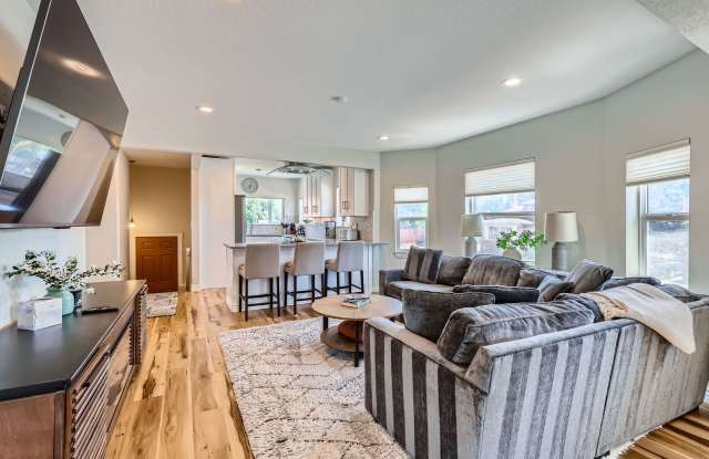 Photo of Highlands 2 BDR Turnkey Home