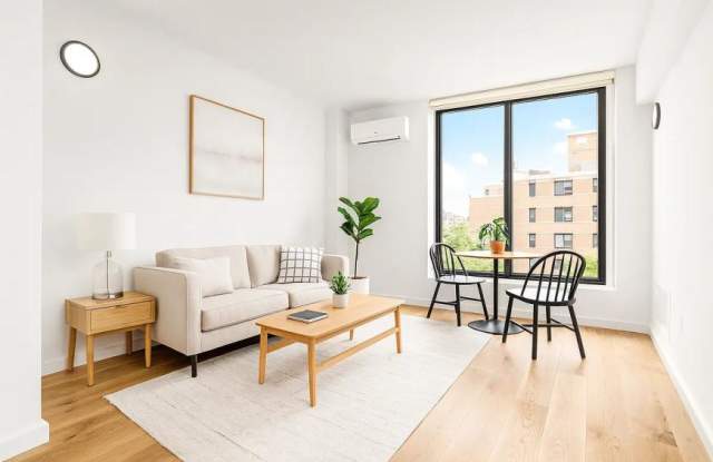 Photo of 336 East 112th Street