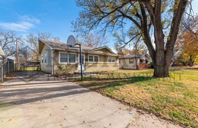 3408 S Hiram Ave