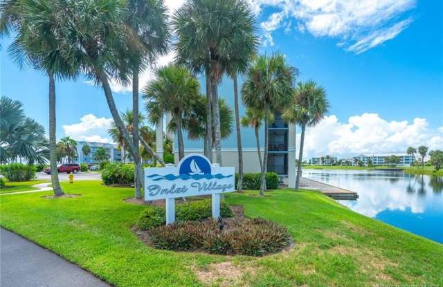 Photo of 40 NE Plantation Road unit: 309