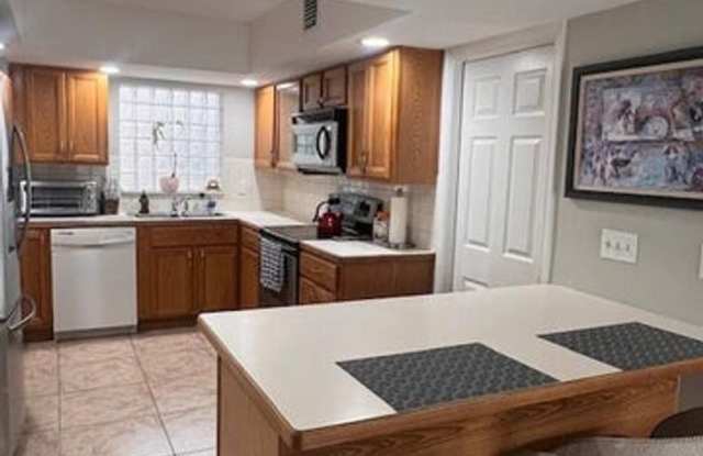 11573 Winchester Drive, Palm Beach Gardens, FL 33410