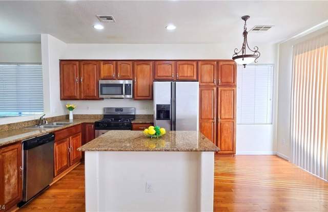 7593 Garden Galley Street