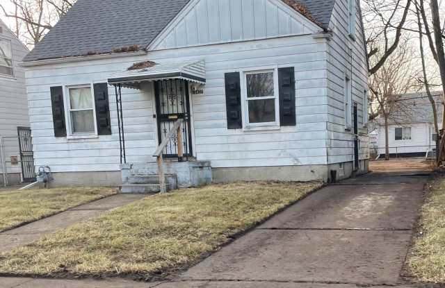 3 bedroom Fully renovated Westside Bungalow