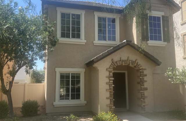 4075 E WINDSOR Drive