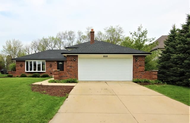 2502 Abbey Drive - 2502 Abbey Drive, Darien, IL 60561