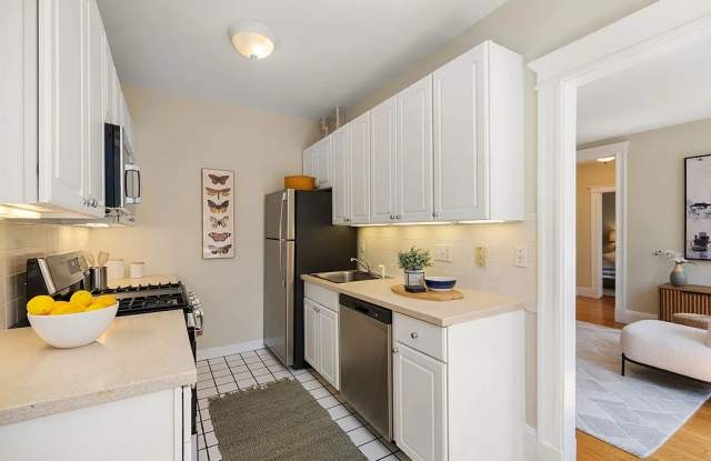 860 Massachusetts Ave