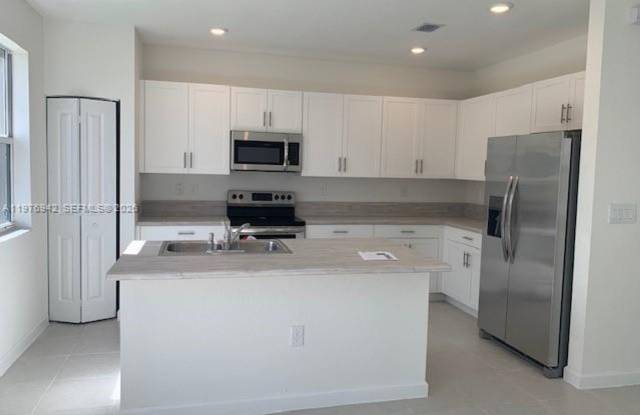 2608 SE 11th Street 2608, Homestead, FL 33035