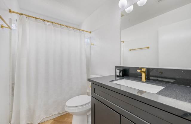 6752 Lookout Lodge Lane