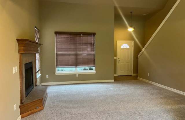 Great Location in Springdale!