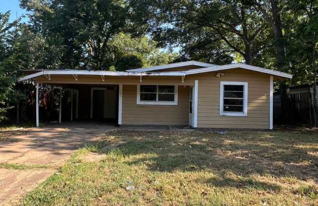 Photo of 544 Melrose St