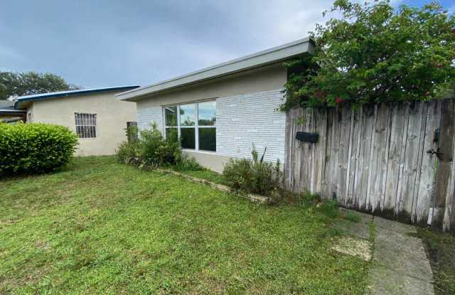 1610 Northwest 9th Avenue