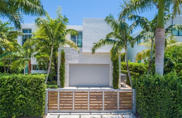 120 N Hibiscus Dr - 120 North Hibiscus Drive, Miami Beach, FL 33139