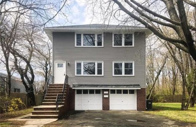 99 Van Buren Street - 99 Van Buren Ave, Metuchen, NJ 08840