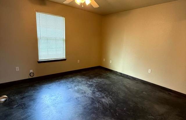 $500 Off 1st Full Month!* All Utilities Included!* Cozy 1-Bedroom* Pet Friendly* Great Location*