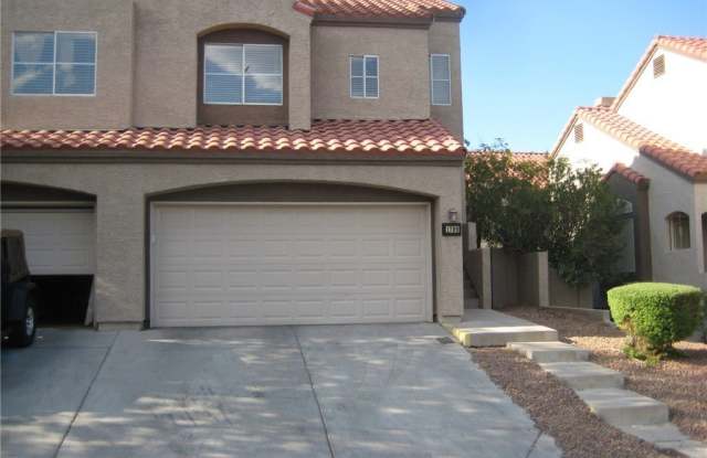1709 Steamboat Drive