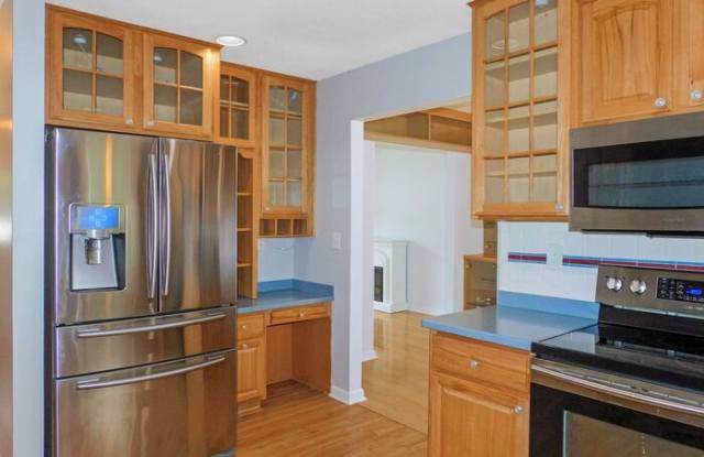 47311 Silver Slate Drive