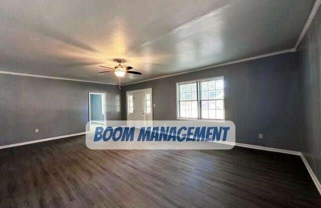 427 E Andrews Ave Avenue