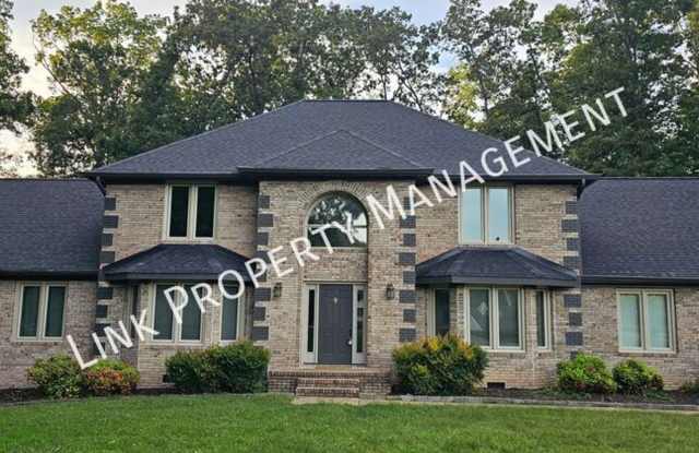 Exceptional 5-Bedroom Home with Luxury Outdoor Living in Sought-After Ooltewah